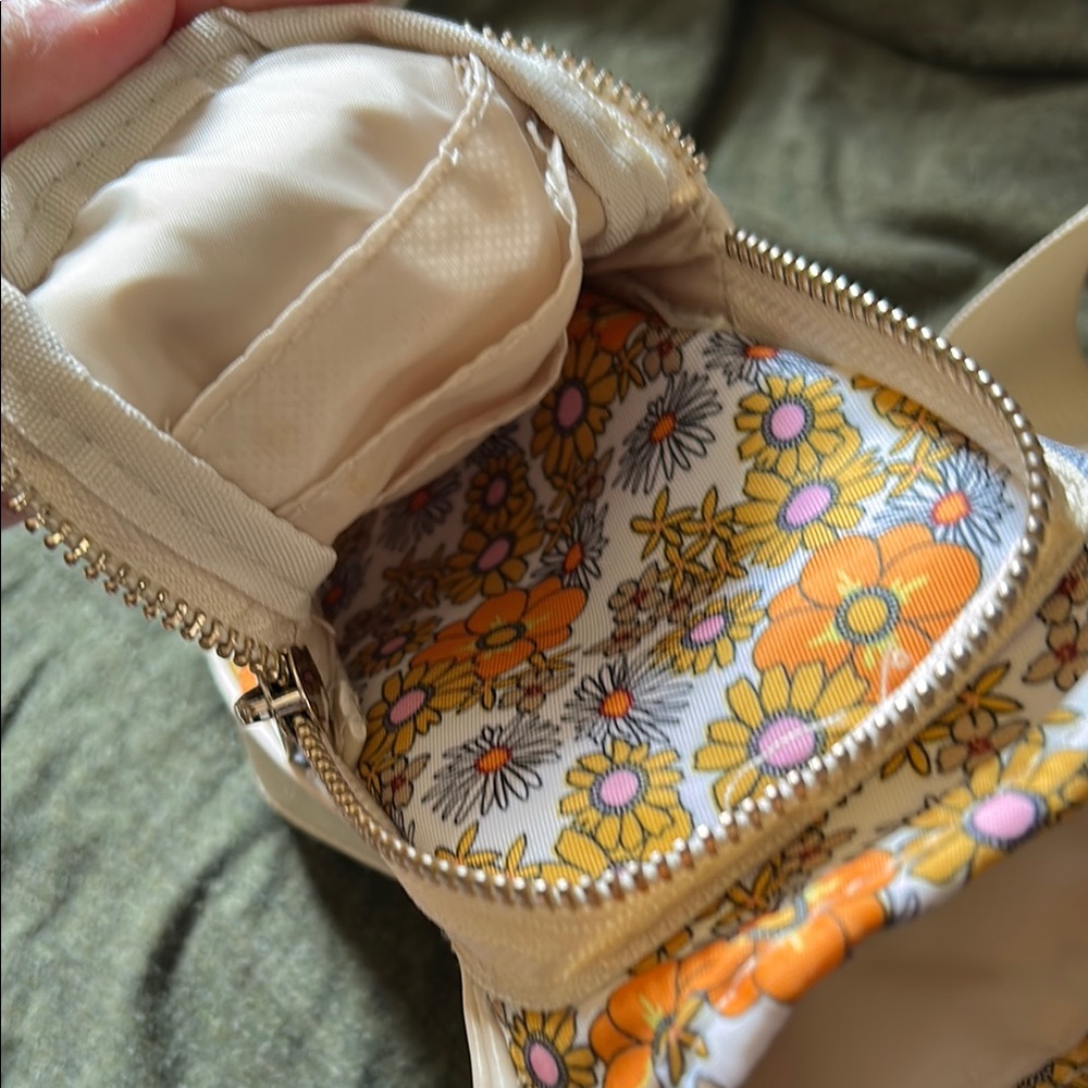 Cream and Orange Crossbody Bag with Floral Design - Picture 3 of 6